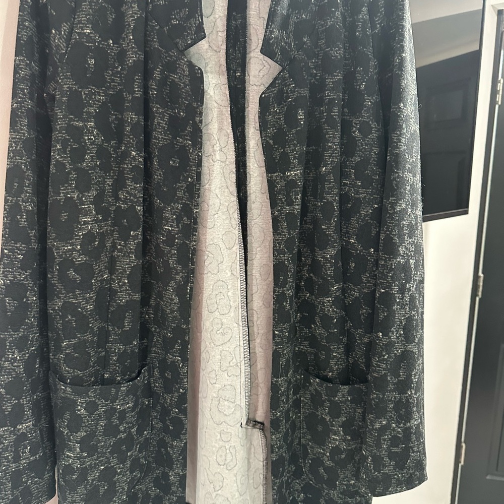 LuLaRoe Black and Gray Textured Jacket